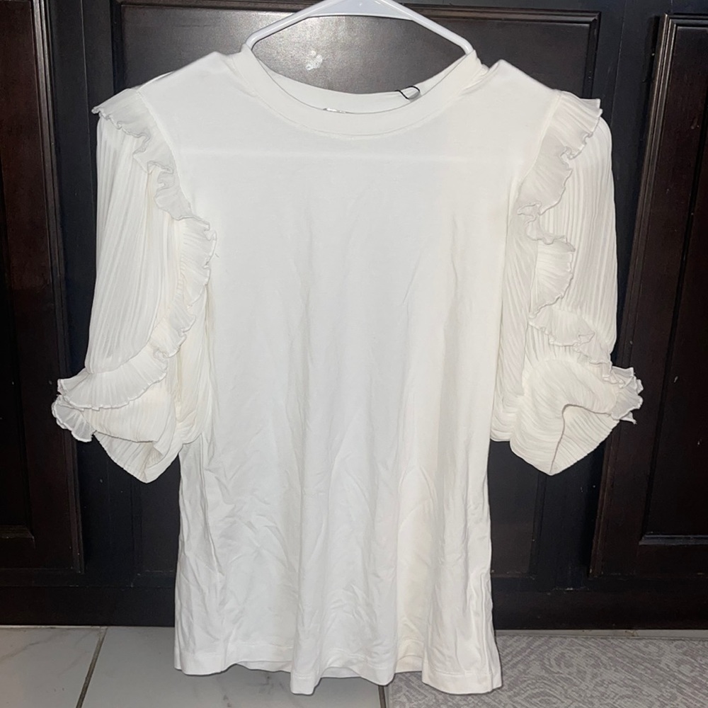 Elie Tahari White Top